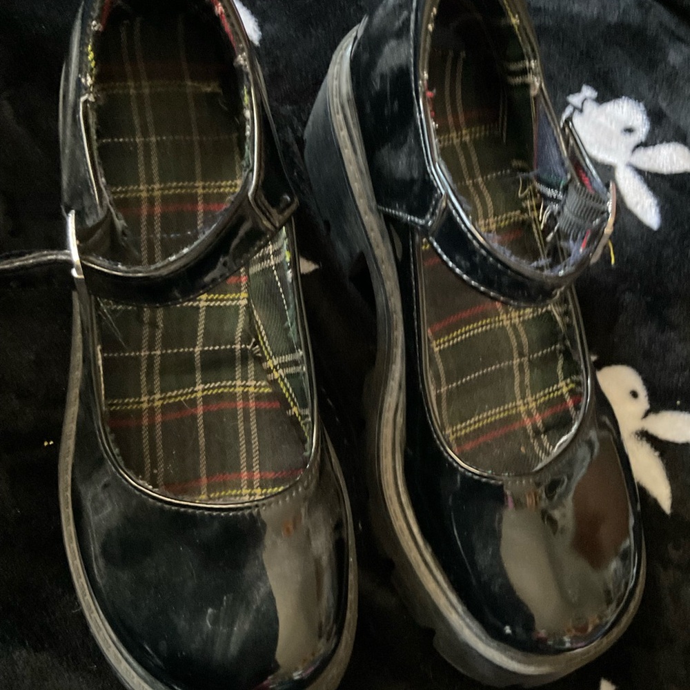 Black Patent Leather Mary Jane Shoes